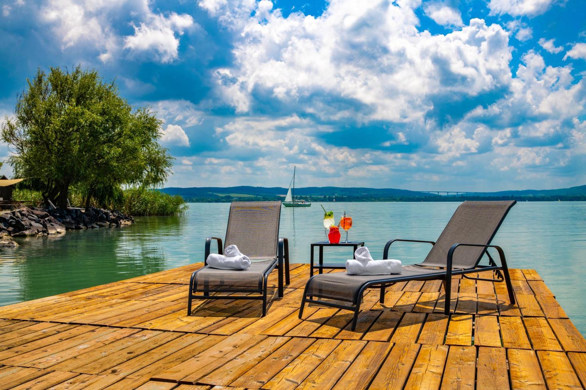 Tihany Yacht Club Buitenkant foto